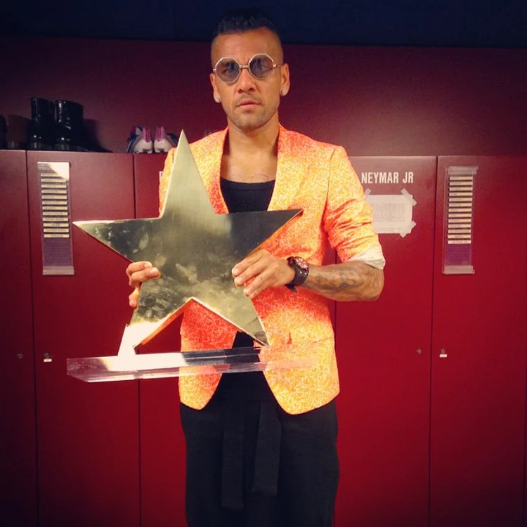 
    Dani Alves este un cu totul alt om în afara terenuluiFoto Instagram  