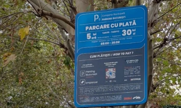 Panouri cu metode de plată a parcării în București FOTO: Facebook/Parking