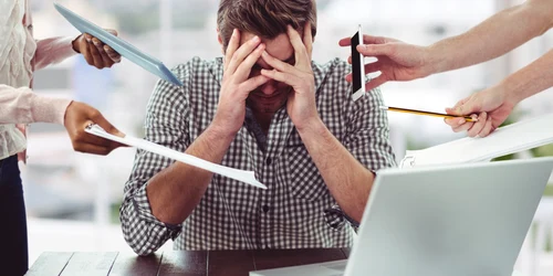 stres barbat angajat burnout Foto BestJobs jpg