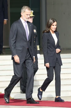 Regele Felipe și Regina Letizia pe aeroportul din Madrid, Profimedia (3) jpg