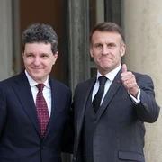 Nicușor Dan și Emmanuel Macron FOTO Profimedia 