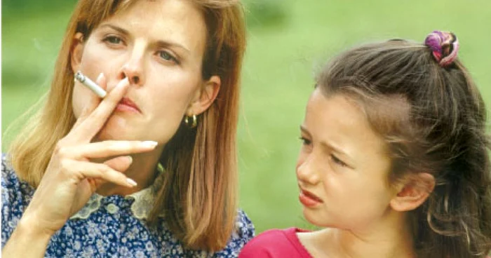 Fumul de ţigară inhalat de copii le sensibilizează plămânii