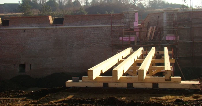 Podul va asigura intrarea prin Poarta a VI-a a fortificaţiei