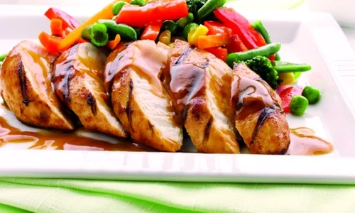 piept de pui cu legume 580x400 jpeg