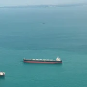 stramtoarea hormuz foto 2 captura video jpg