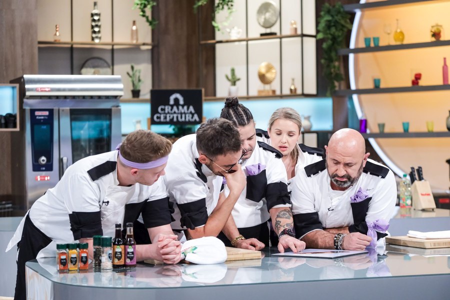 Actorii din „Teambuilding“ vin la „Chefi la cuțite“. Ce vor face în emisiune