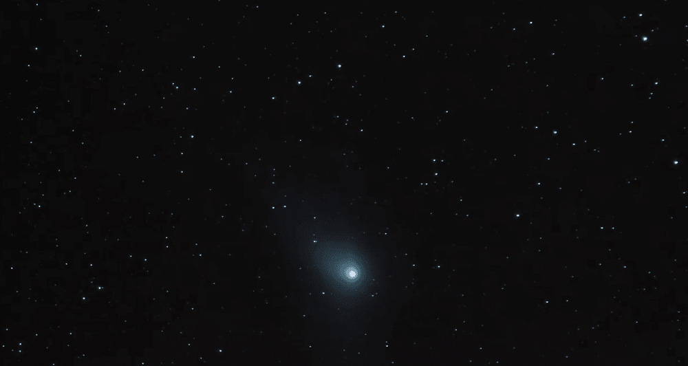 Imagini spectaculoase cu cometa verde, înregistrate pe cerul României VIDEO