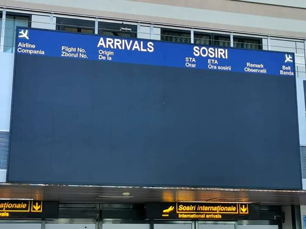 Așa arată acum tabela de Sosiri-Plecări de pe Aeroportul Otopeni