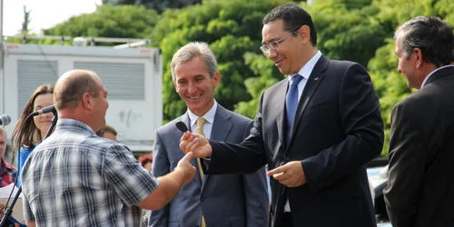 donatie masini moldova victor ponta iurie leanca