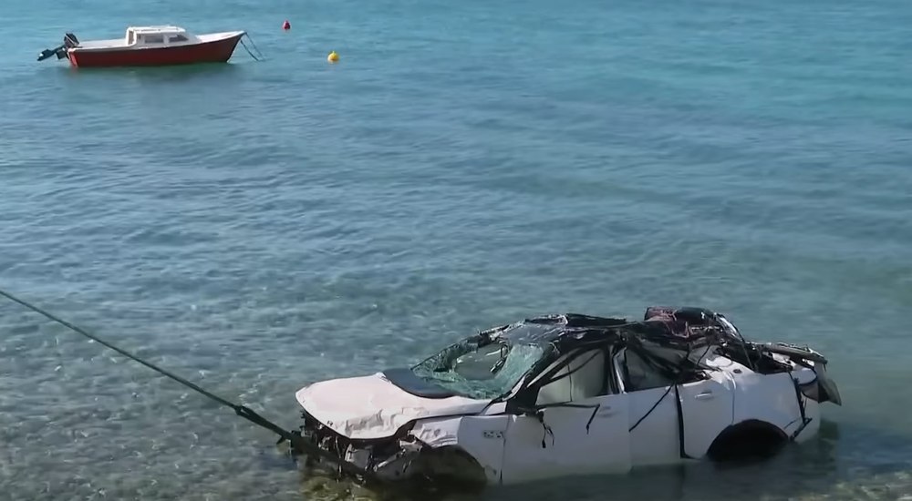 Accident devastator în Croația: Patru turiști au murit după ce mașina lor a căzut în mare