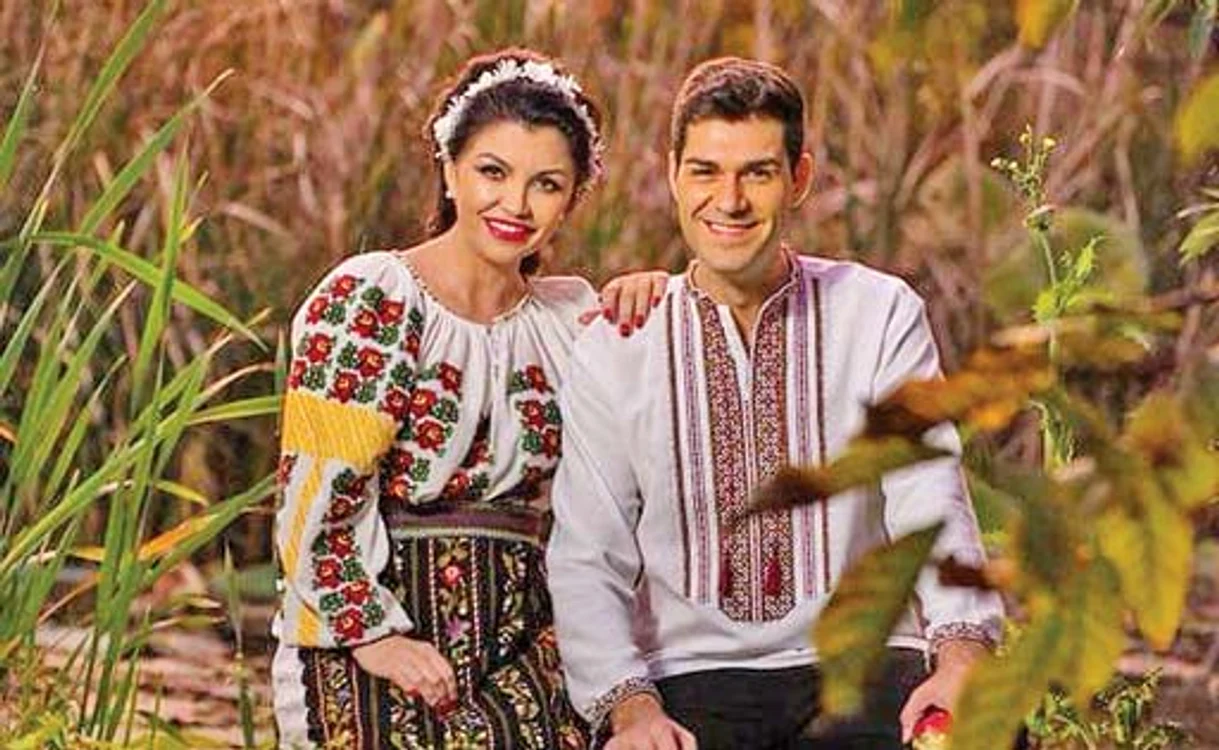 Claudia și Gabriel sunt prieteni și pe scenă, și în culise