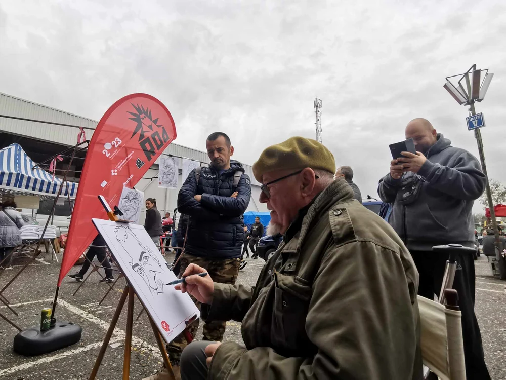 Radu Clețiu în piața de vechituri din Novi Sad FOTO Rod Festival