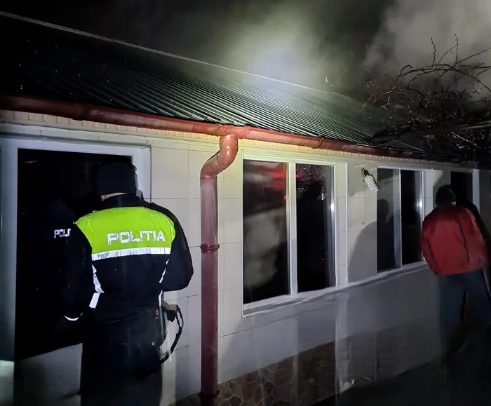 Echipele de intervenție l-au găsi pe primar mort. FOTO Pro Brăila