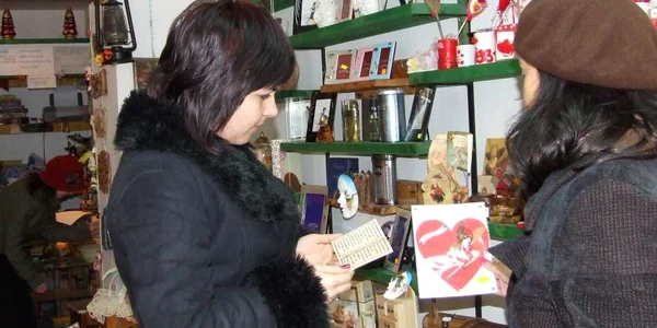 Felicitările romantice sunt pe placul fetelor