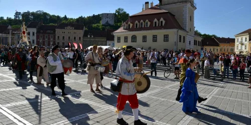 Spectacol total la Zilele Braşovului