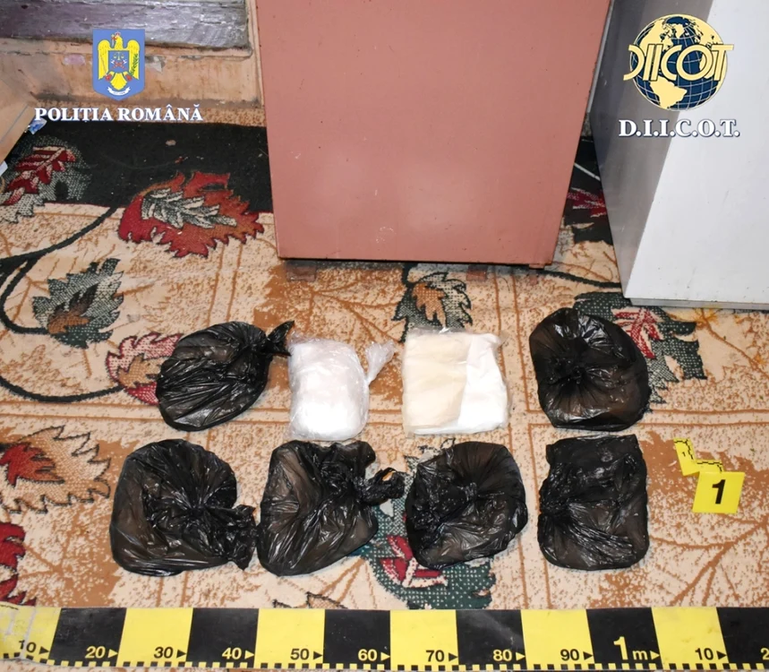perchezitii droguri
