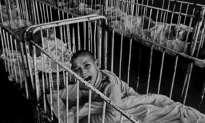 Imagine dintr-un orfelinat românesc din anii '90