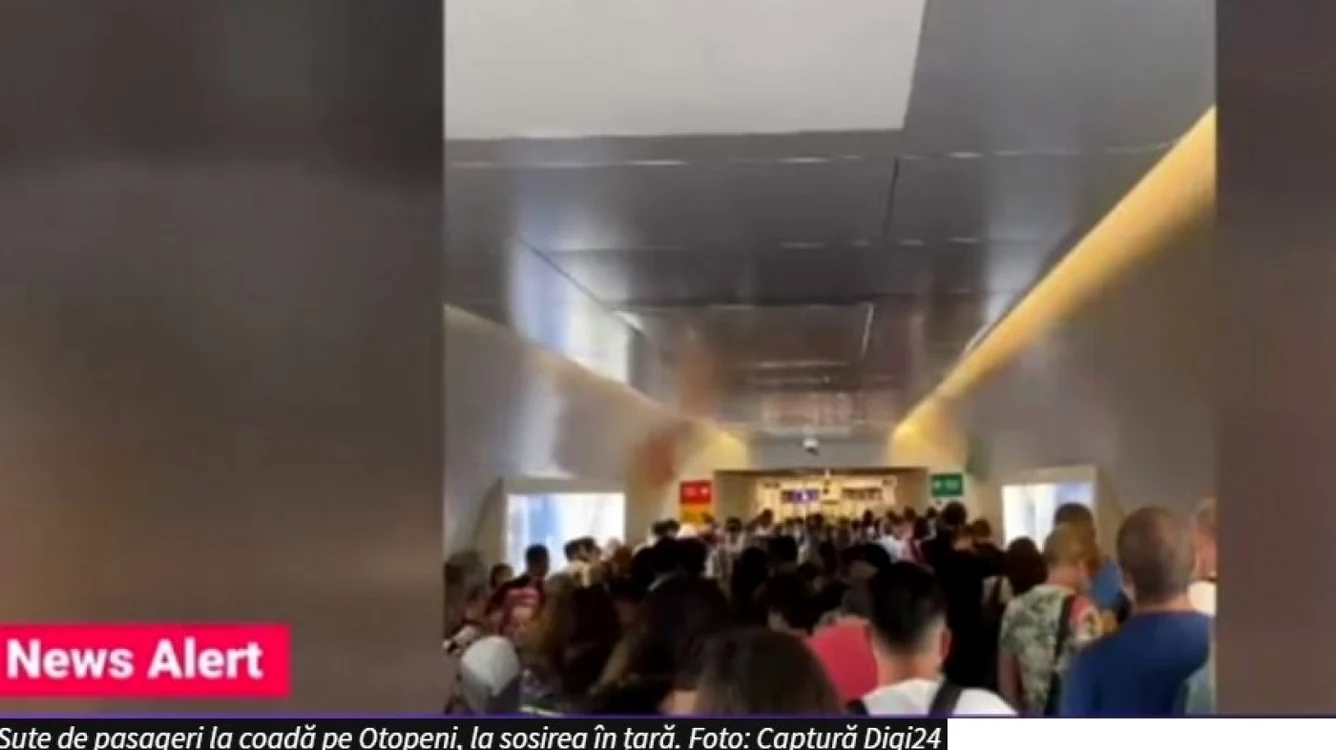 Cozi kilometrice la terminalul Sosiri de la Aeroportul Otopeni Foto: captură video