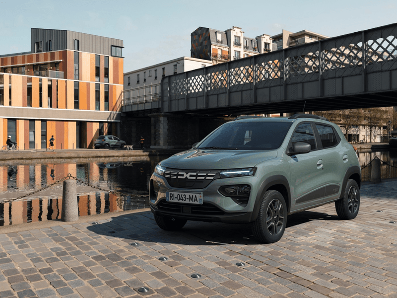 Cum salvează volumul livrărilor Dacia vânzările întregului Grup Renault