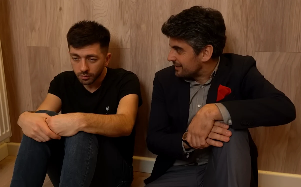 Mircea Bravo și Bob Rădulescu apar în clipul anti-reclame la jocurile de noroc. FOTO: Captura video 