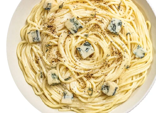 spaghete cu sos de branz cu mucegai jpg