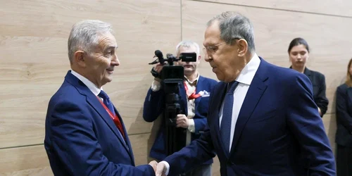 Lazăr Comănescu Lavrov foto x jpeg