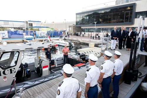 Charlene cu Albert și Charlotte, Foto Eric Mathon