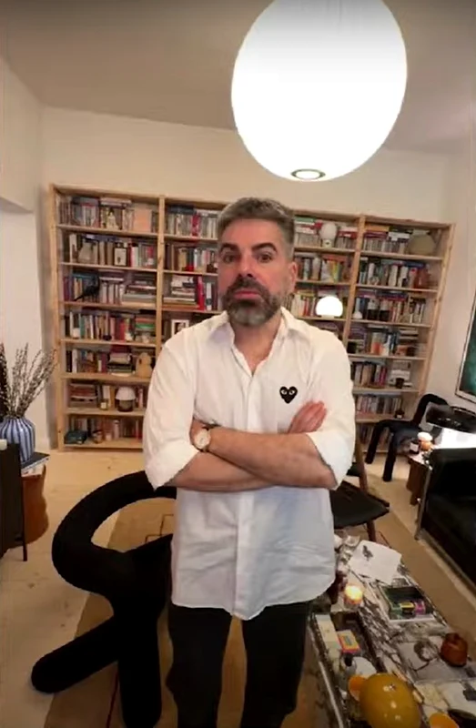 Maurice Munteanu deține un apartament  într-un bloc rusesc din Capitală / foto: captură video