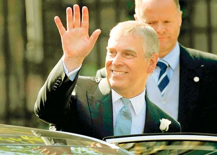 
    Prinţul Andrew (fotografii: guliver/ splashnews/ reuters)  