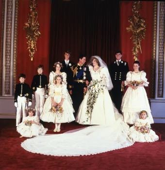 India Hicks la nunta Dianei cu Charles (foto stânga sus, lângă Charles)