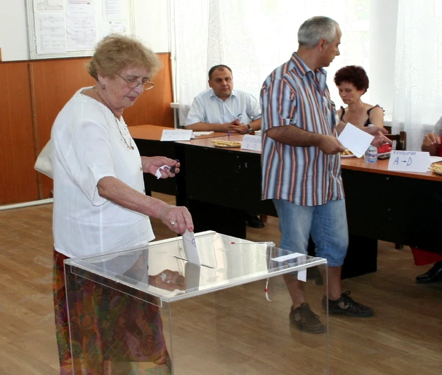 Referendum 2012