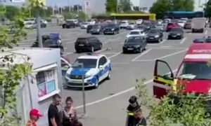barbat batut parcare mall constanta, sursa Replica mp4 thumbnail png