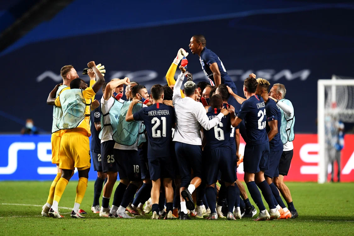 
    Paris Saint-Germain a câștigat toate trofeele puse în joc în Franța, în ultimul an competiționalFoto: Guliver / GettyImages  