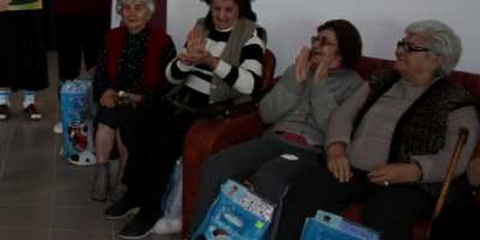 Vârstnicii s-au bucurat de vizita primită
