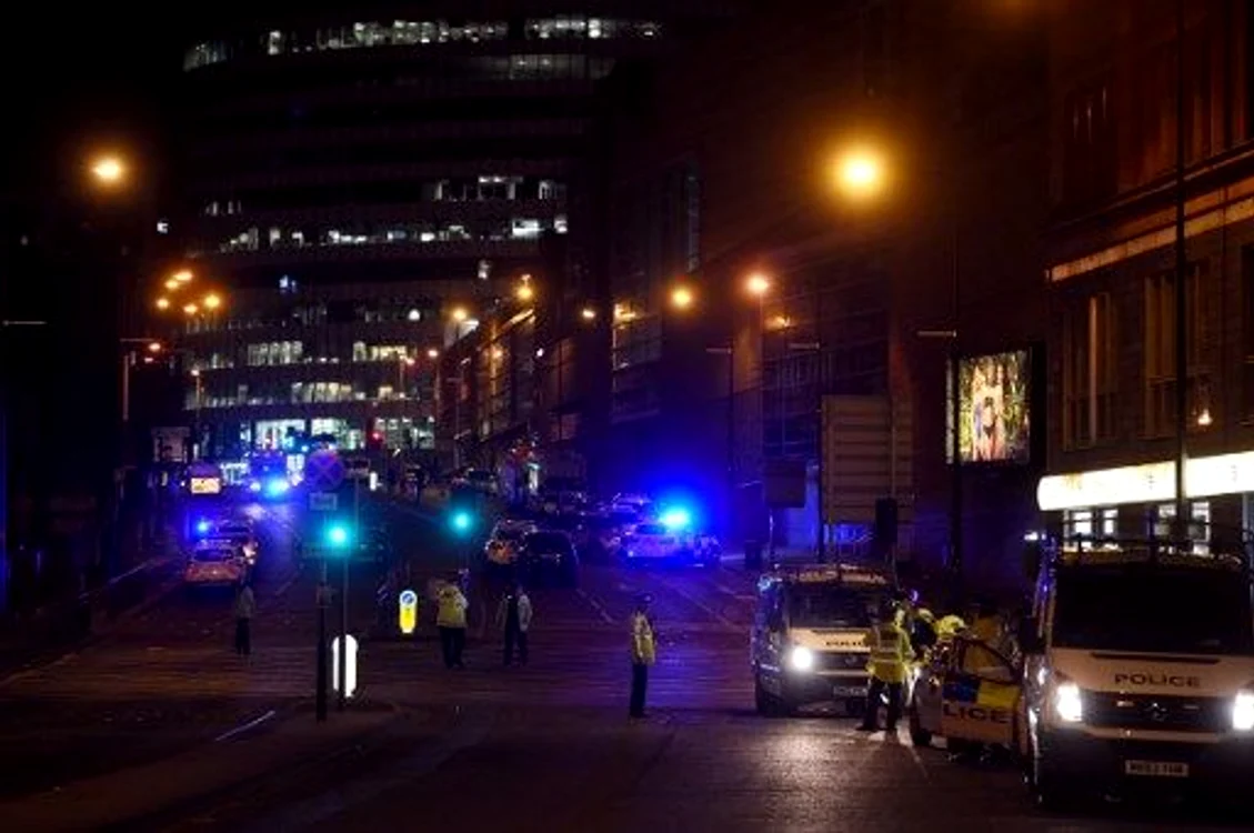 
    Pe Manchester Arena avea loc un concert Ariana GrandeFoto: AFP  