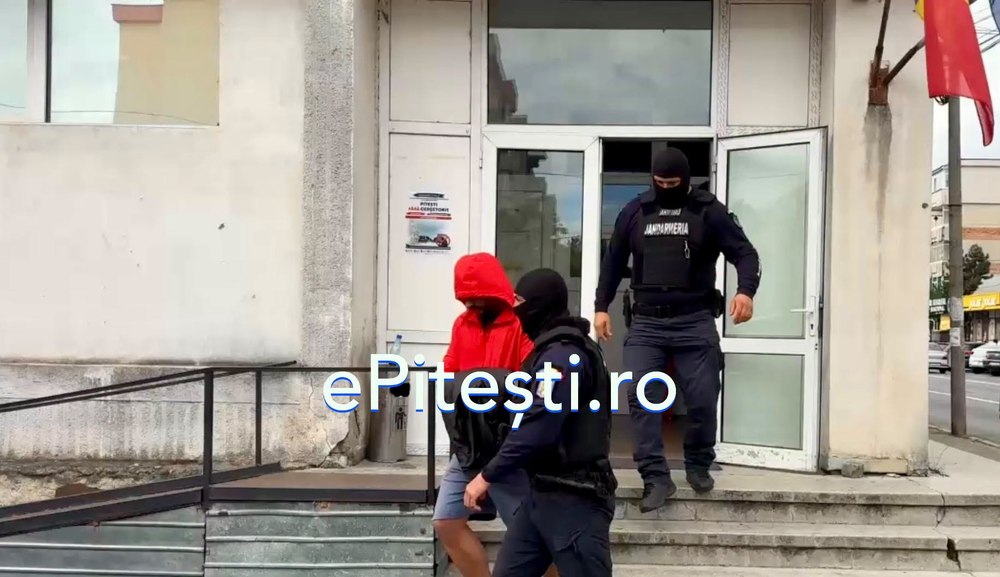 Polițist din Pitești, ridicat de mascați pentru proxenetism prin metoda „loverboy”. Agentul e căsătorit și are doi copii