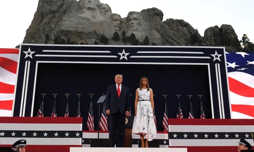 1 melazia trump ziua independentei jpg jpeg