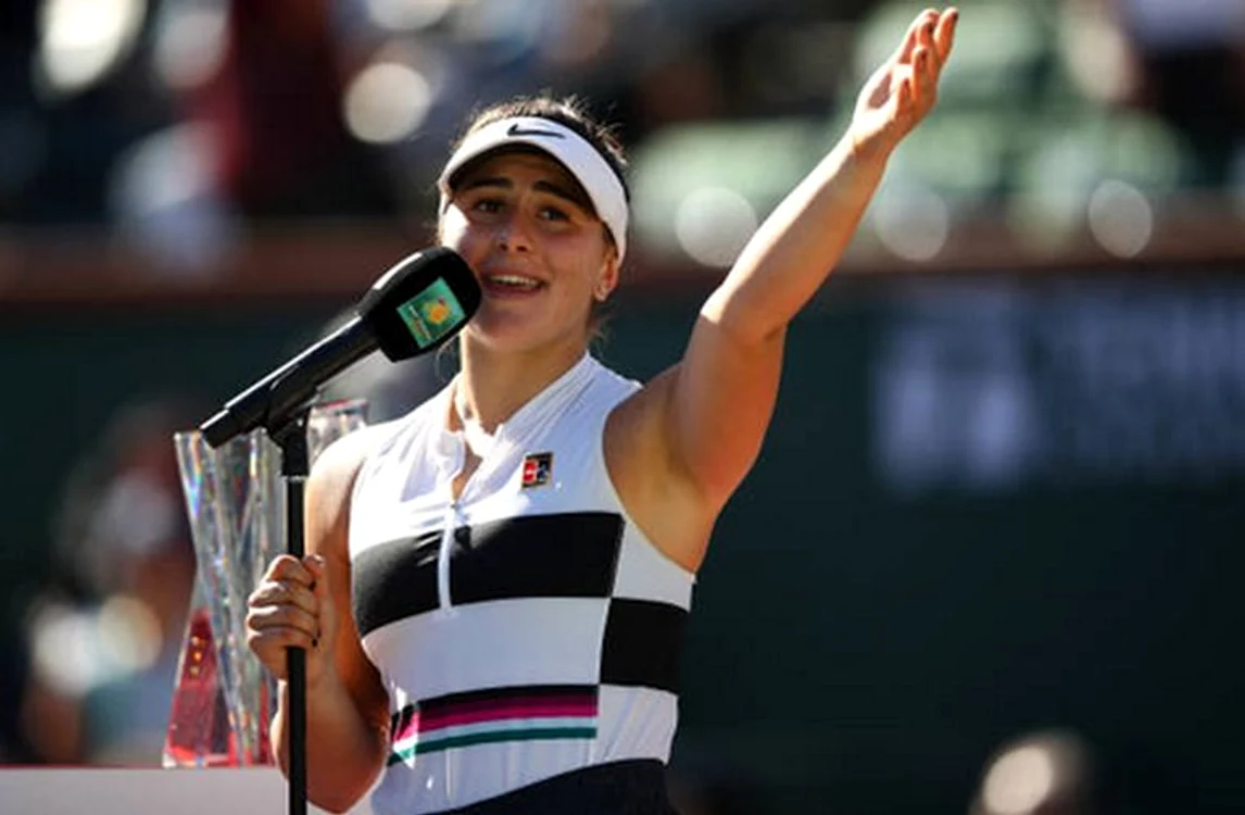 
    Bianca Andreescu le-a mulțumit românilor la Indian WellsFoto: Guliver/ GettyImages  