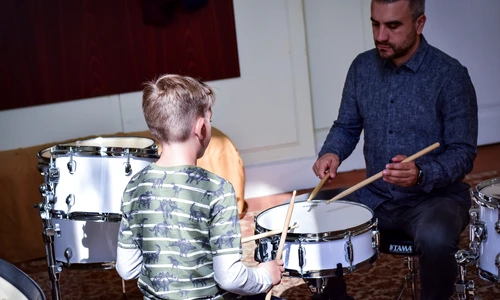 1 ansamblul de percutie cantus mundi 2 jpg jpeg