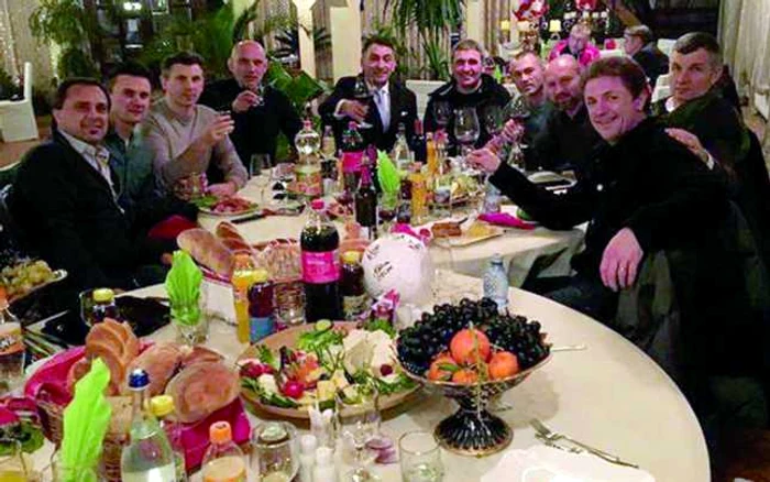 Panduru, Balaj, Lupescu, Prunea, Dumitresuc, Hagi, Adi Ilie, Stelea, Sabău şi Popescu