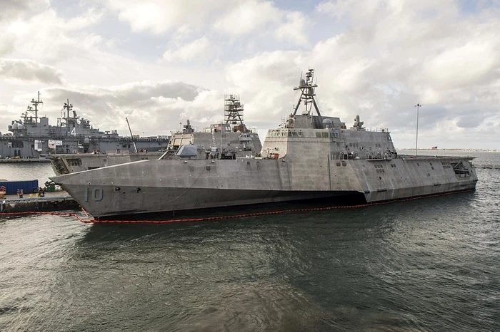 Nava de luptă USS Gabrielle Giffords FOTO Wikipedia