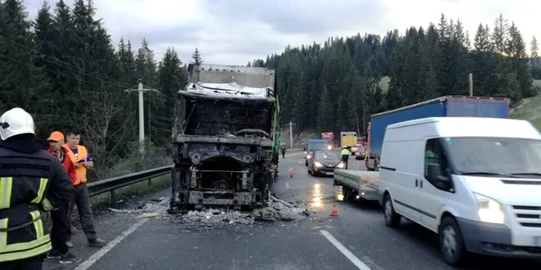 incediu tir pasul tihuta