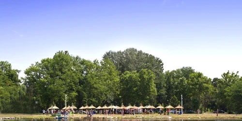 slobozia comoara de pe fundul lacului foto panoramio.ro