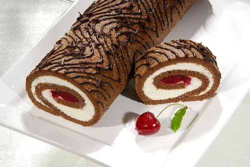 rulada cu cirese si cacao jpeg