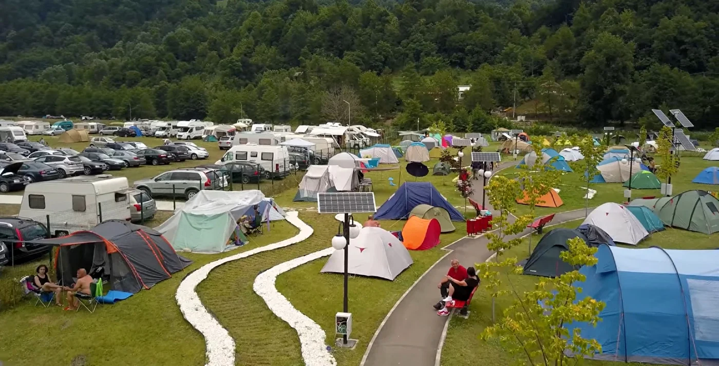 Camparea la festivalurile internaționale de muzică din Brezoi Vâlcea