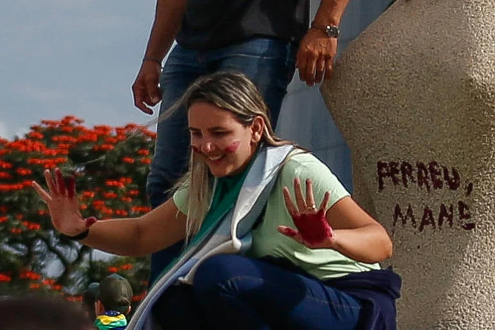 Debora Rodrigues, la protestele din Brazilia FOTO: X