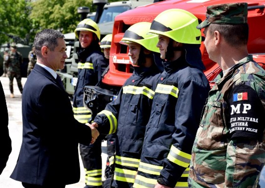 Germania oferă Rep. Moldova 14 transportoare Piranha. „Nu vom permite ca Rusia să continue încercările de destabilizare”