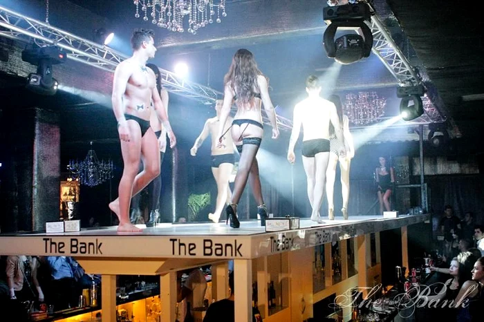 Alexandra Avram, Ramona Lăzuran şi Cecilia Enache şi-au făcut de cap!