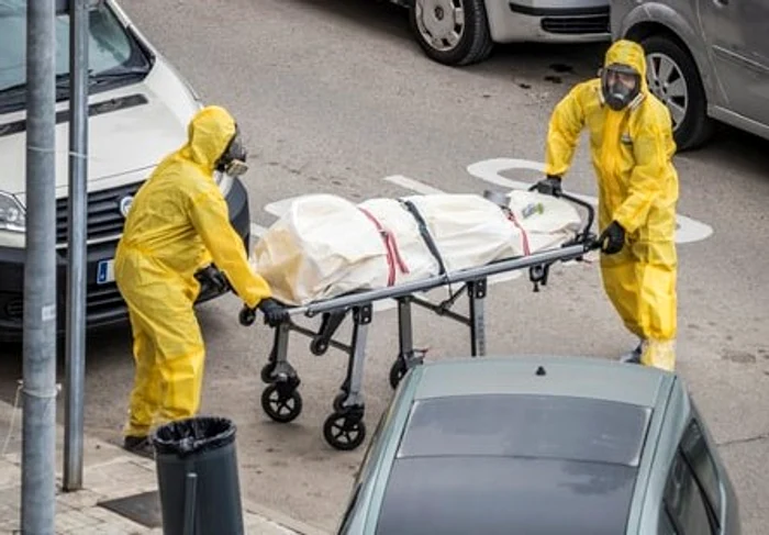 Și cei vaccinați pot deceda din cauza COVID-19FOTO: Unsplash.com