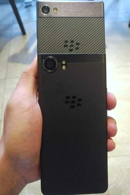 blackberry krypton